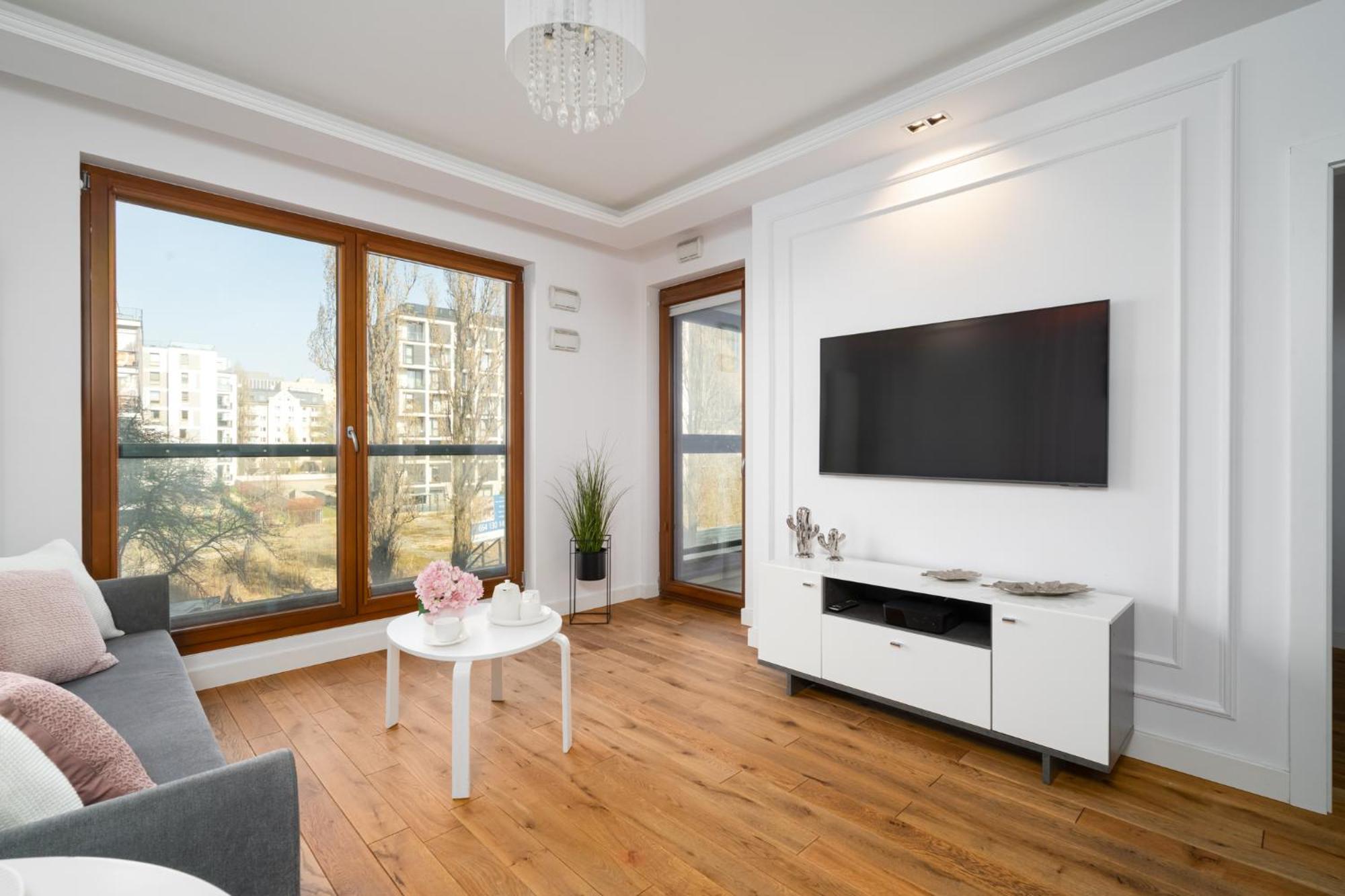 Apartament - Great Location - Stylish One Bedroom - Center - 85-220 *